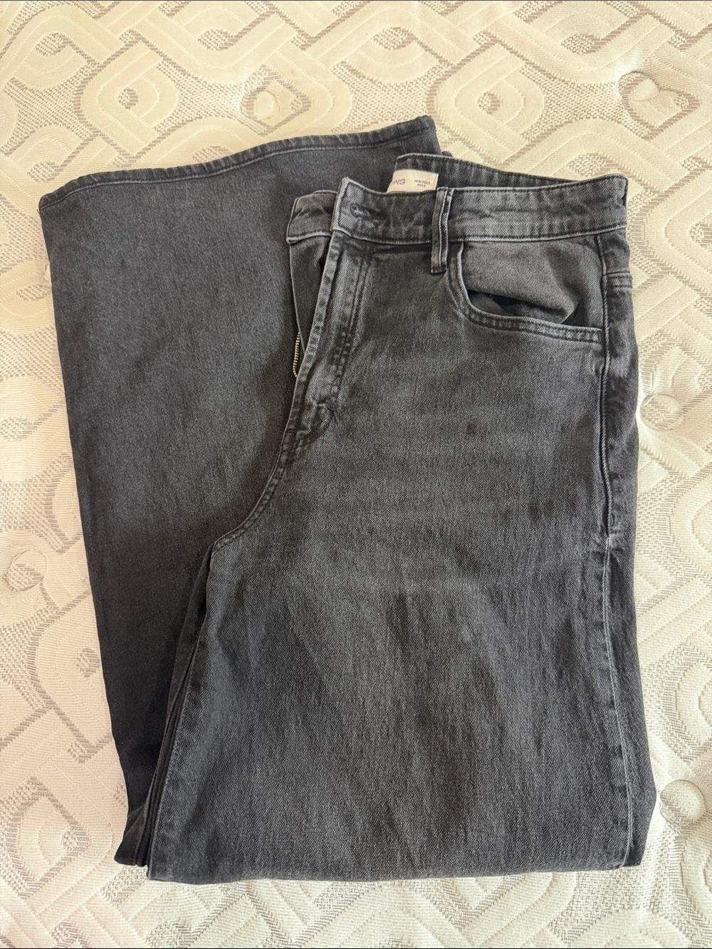 Women's Mango jeans size 8 Wide leg